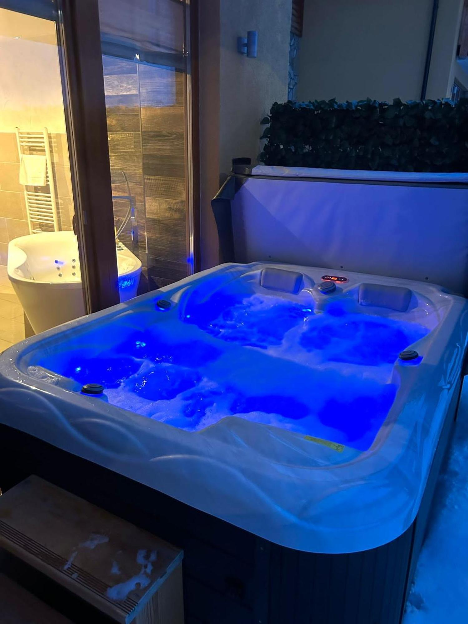 Chalet Jasna Wellness Apartment Maxim Jacuzzi & Sauna Demänovská Dolina Buitenkant foto